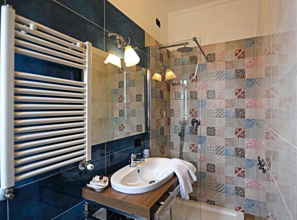 Hotel Pinto-storey 3*